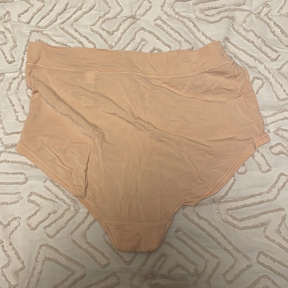 3x Gap Maternity high rise brief beige nude size medium - Picture 4 of 7